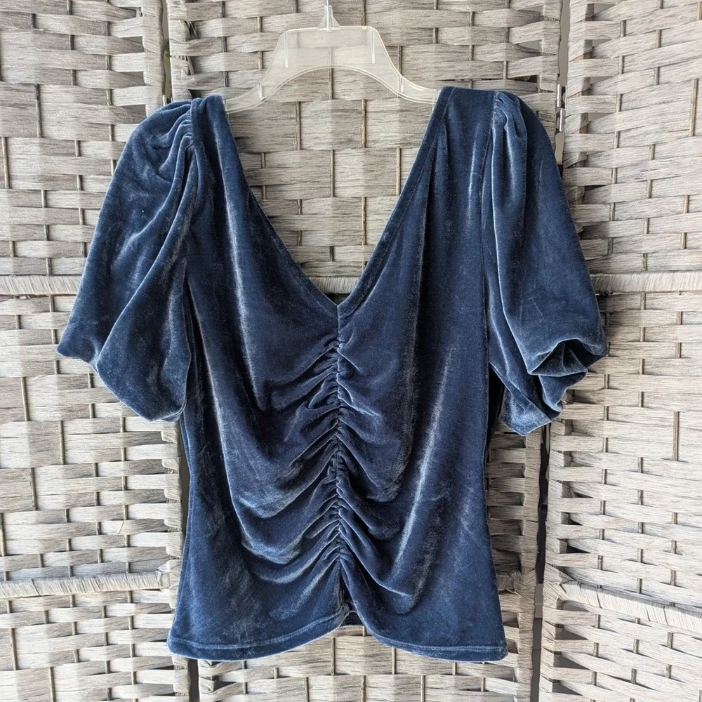 Free People Velvet Top Blue Ruched Puff Sleeve‎ V-Neck Womens L